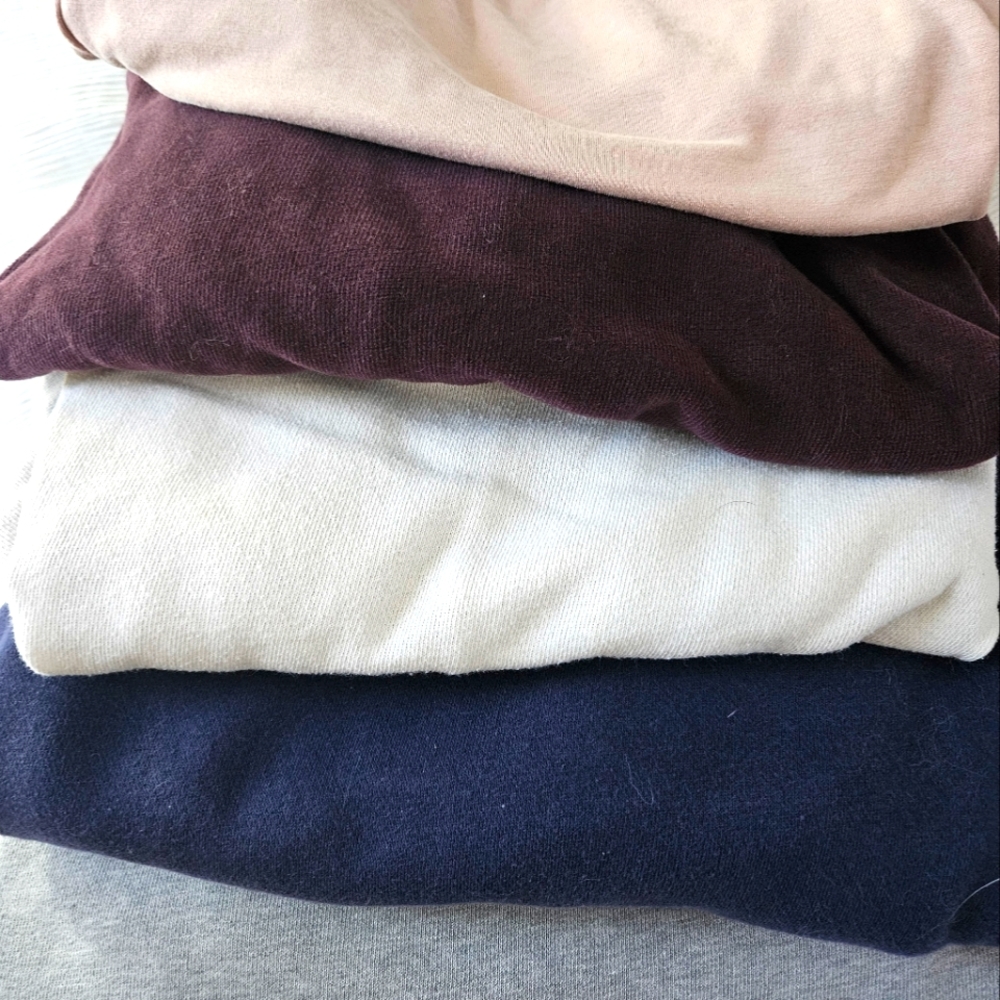 Women's M work sweatshirts
